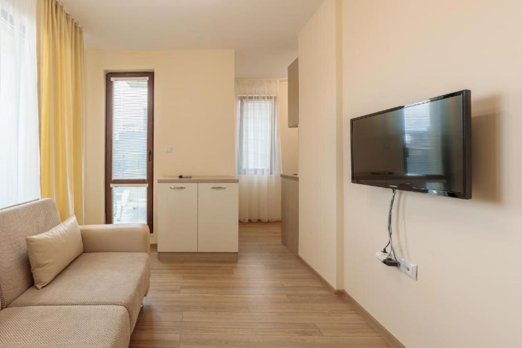 Helios Luxury Apartments Приморско Экстерьер фото