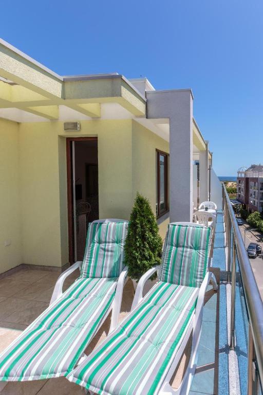 Helios Luxury Apartments Приморско Экстерьер фото