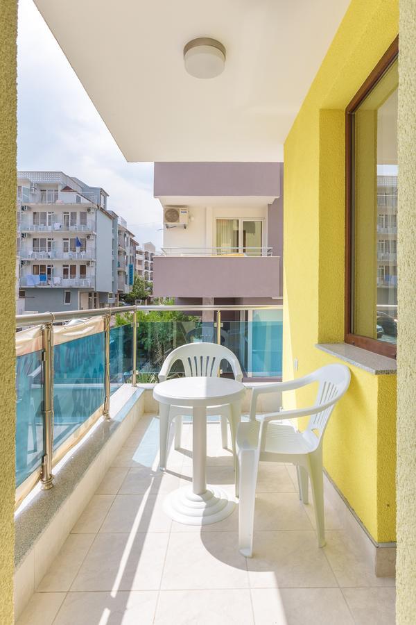 Helios Luxury Apartments Приморско Экстерьер фото