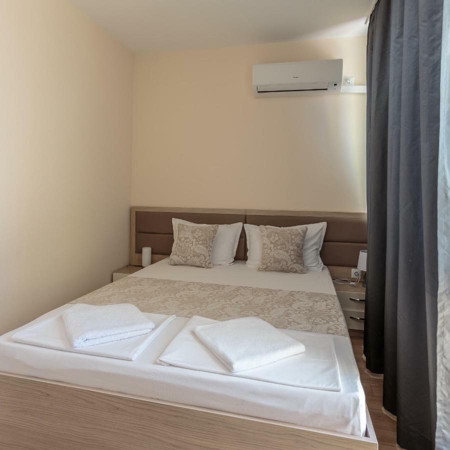 Helios Luxury Apartments Приморско Экстерьер фото
